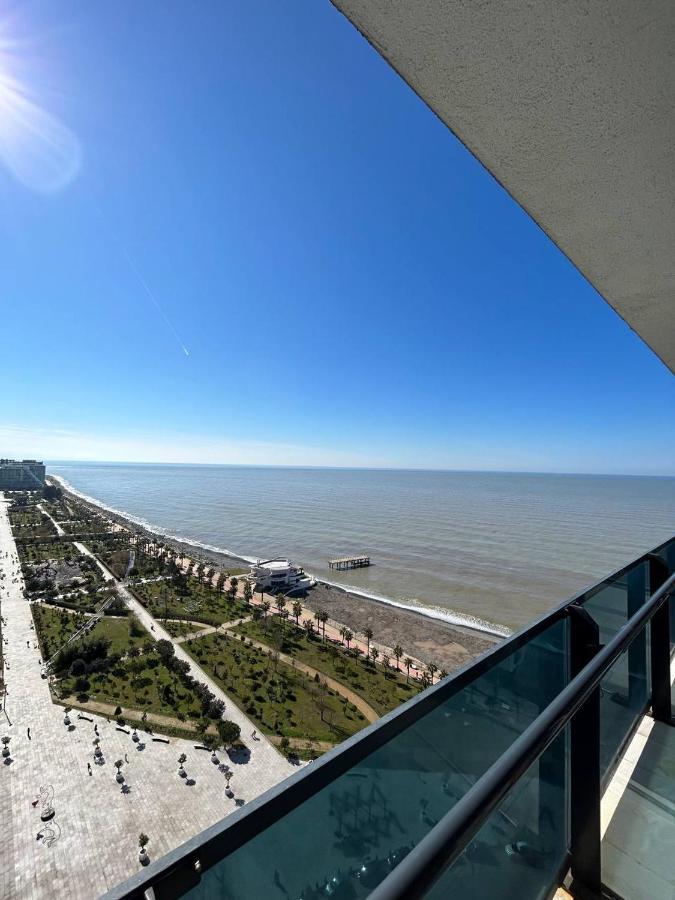 Студия С Потрясающим Видом На Море В Orbi Beach Tower Батуми Экстерьер фото
