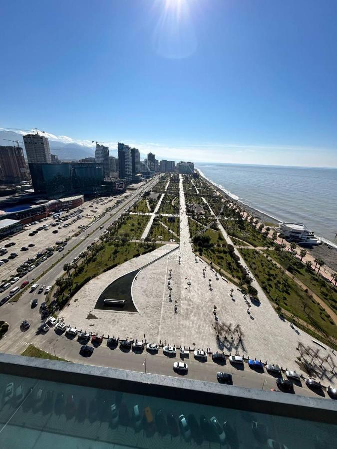 Студия С Потрясающим Видом На Море В Orbi Beach Tower Батуми Экстерьер фото